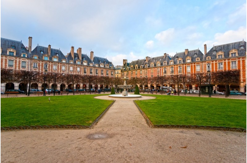 Place Des Vosges Sehenswurdigkeiten Paris