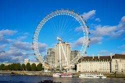 1737644125_250_LON_LondonEye_2387936187.jpg